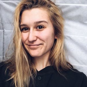 Meet your Posher, Caroline